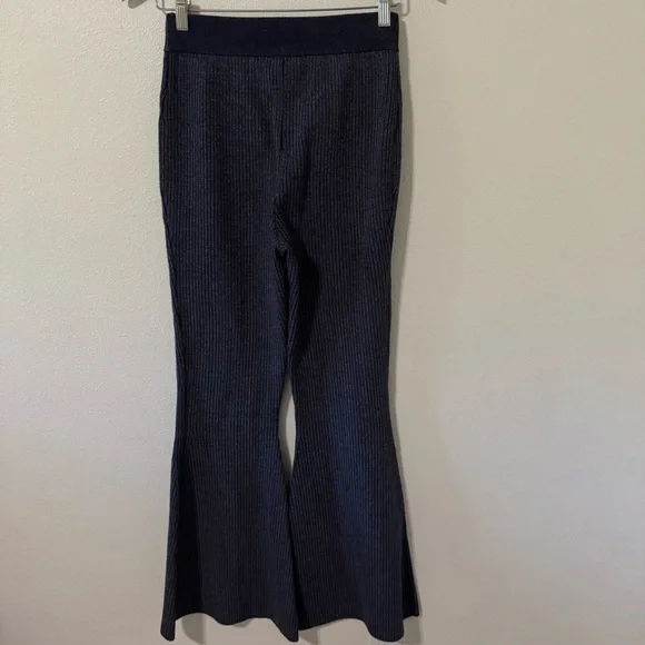 Anthropologie Pilcro Heather Navy Ribbed Knit Flare Leg Knit Sweater Pants-S - Picture 3 of 8